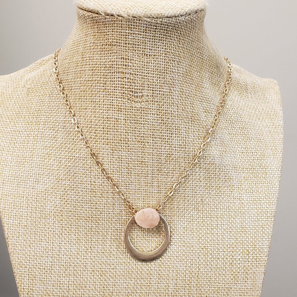 Sonoma, NWT Semi-Precious gold tone necklace with pink druzy pendant